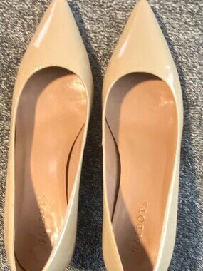 Talbots Beige Patent Leather Stiletto Pumps Pointed Toe